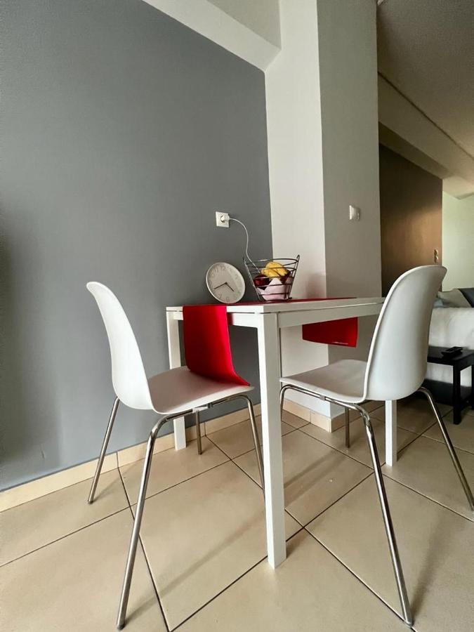 Chrystall'S Athens Home Buitenkant foto